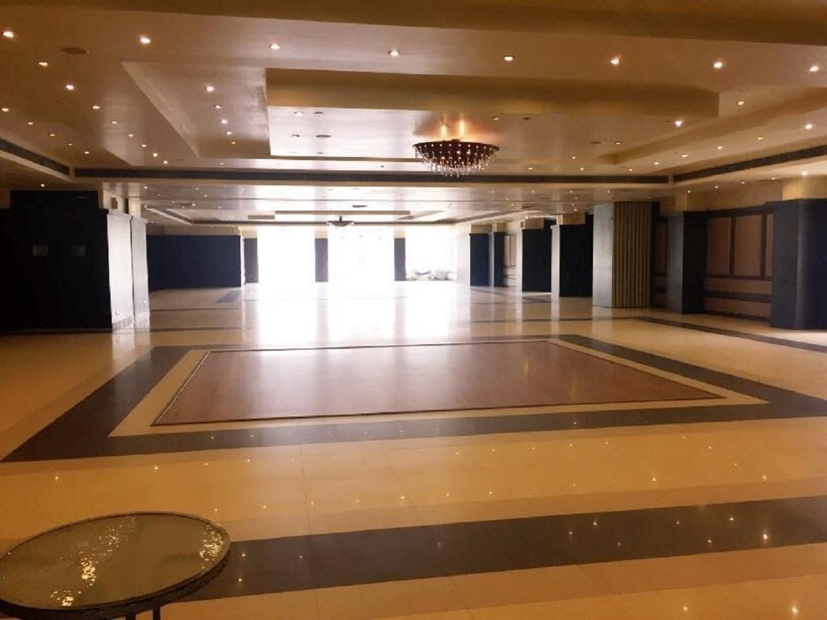 Hotel Vista New Delhi Exterior photo